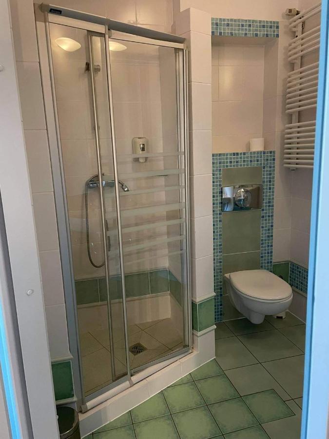 Hotel Anton By Dns Pruszków Kültér fotó