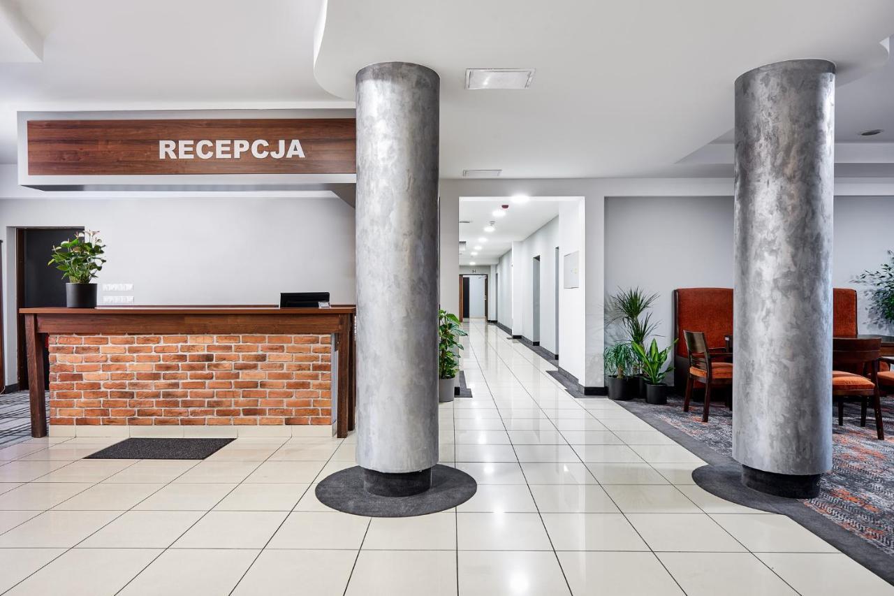 Hotel Anton By Dns Pruszków Kültér fotó